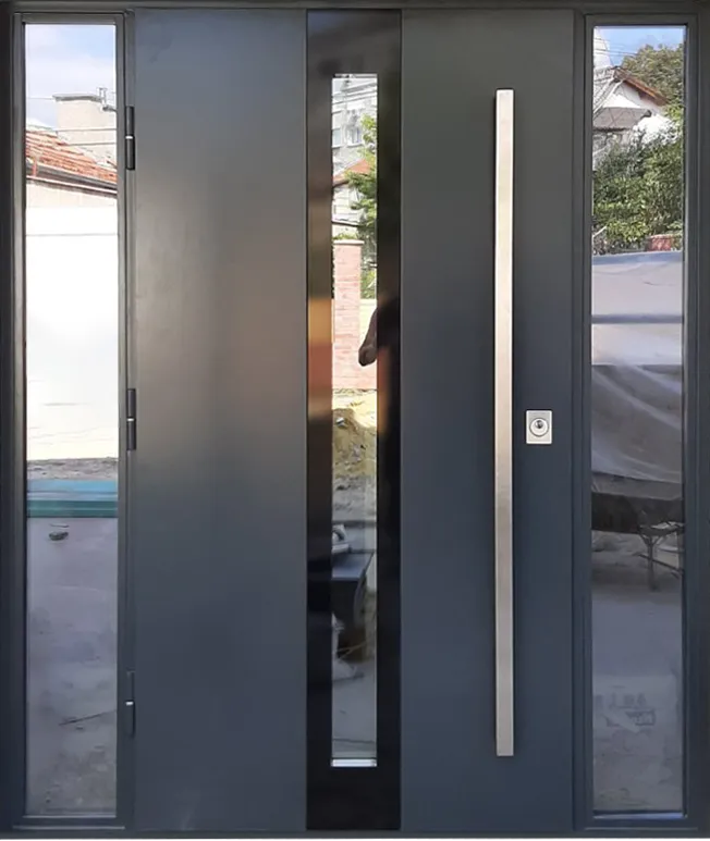 Трикрила блиндирана врата 72